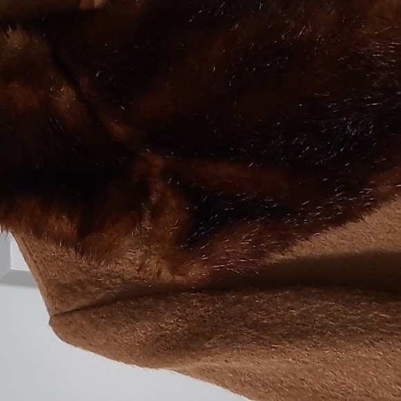 Vintage Louben camel coloured coat with faux mink fur collar, size 10 - Picture 4 of 6